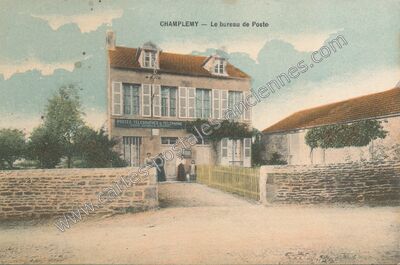 Carte postale ancienne Le bureau de Poste — Champlemy (Nièvre)