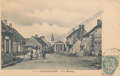 Carte postale ancienne Le Bourg — Couloutre (Nièvre)