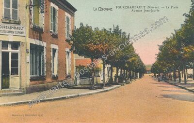 Carte postale ancienne La Cigogne La Poste Avenue Jean-Jaurès — Fourchambault (Nièvre)