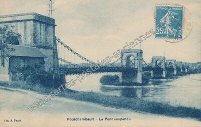 Carte postale ancienne Le Pont suspendu — Fourchambault (Nièvre)