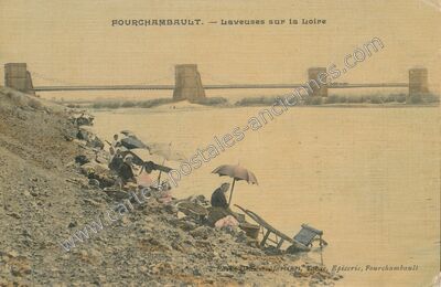 Carte postale ancienne Laveuses sur la Loire — Fourchambault (Nièvre)