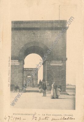 Carte postale ancienne Le Pont suspendu, (Entrée) — Fourchambault (Nièvre)