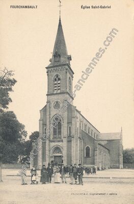 Carte postale ancienne Église Saint-Gabriel — Fourchambault (Nièvre)
