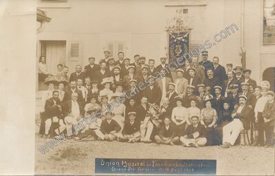 Carte postale ancienne Union Musicale de Fourchambault — Fourchambault (Nièvre)