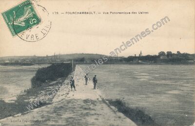 Carte postale ancienne Vue Panoramique des Usines — Fourchambault (Nièvre)