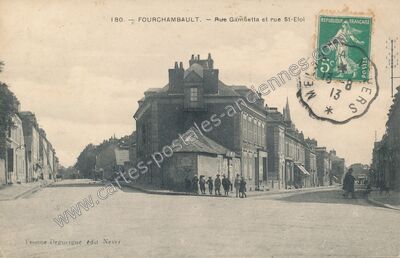Carte postale ancienne Rue Gambetta et rue St-Eloi — Fourchambault (Nièvre)