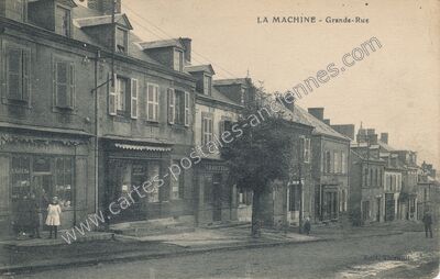 Carte postale ancienne Grande-Rue — La Machine (Nièvre)