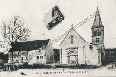 Carte postale ancienne L'Église et les Écoles — Parigny-les-Vaux (Nièvre)