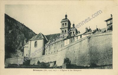 Carte postale ancienne L'Eglise et les Remparts — Briançon (Hautes-Alpes)