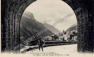 Carte postale ancienne La Grave vue du Tunnel — La Grave (Hautes-Alpes)