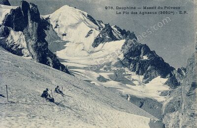 Carte postale ancienne Massif du Pelvoux — Vallouise-Pelvoux (Hautes-Alpes)