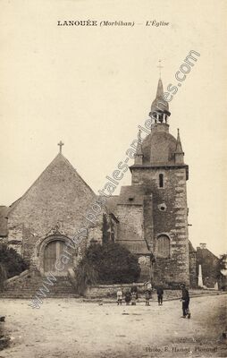 Carte postale ancienne L'Église — Lanouée (Morbihan)