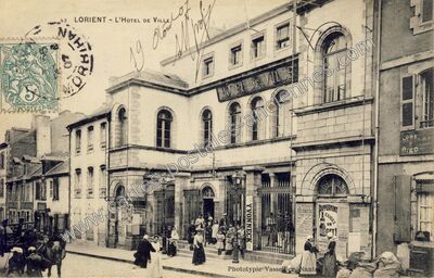 Carte postale ancienne L'Hôtel de Ville — Lorient (Morbihan)