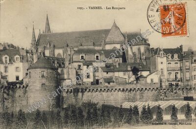 Carte postale ancienne Les Remparts — Vannes (Morbihan)