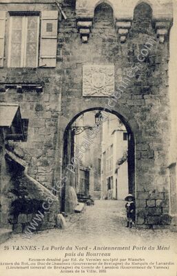Carte postale ancienne La Porte du Nord - Anciennement Porte du Méné puis du Bourreau — Vannes (Morbihan)