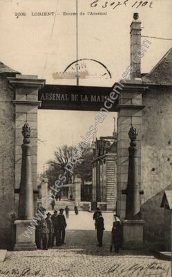 Carte postale ancienne Entrée de l'Arsenal — Lorient (Morbihan)