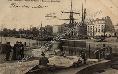Carte postale ancienne Cours des Quais et Bassin du Commerce — Lorient (Morbihan)