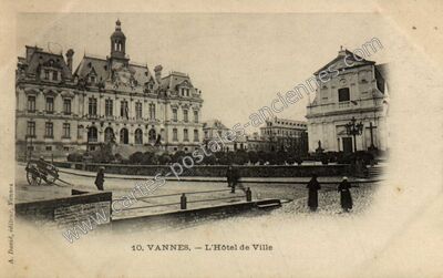 Carte postale ancienne L'Hôtel de Ville — Vannes (Morbihan)