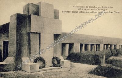 Carte postale ancienne Tranchee des Baionnettes — Douaumont (Meuse)