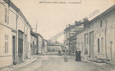 Carte postale ancienne La Grande-Rue — Neuville-sur-Ornain (Meuse)