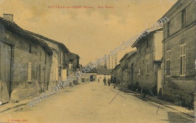 Carte postale ancienne Rue Haute — Neuville-sur-Ornain (Meuse)