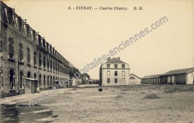 Carte postale ancienne Caserne Chanzy — Stenay (Meuse)