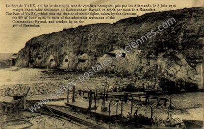 Carte postale ancienne Fort de Vaux — Vaux-devant-Damloup (Meuse)
