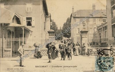Carte postale ancienne Cristalleries, porte principale — Baccarat (Meurthe-et-Moselle)
