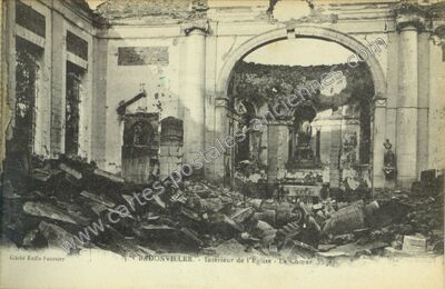 Carte postale ancienne Intérieur de l'Église - Le Choeur — Badonviller (Meurthe-et-Moselle)