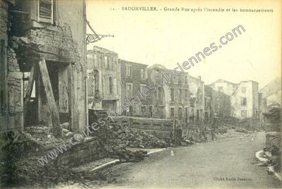 Carte postale ancienne Grande Rue après l'incendie et les bombardements — Badonviller (Meurthe-et-Moselle)