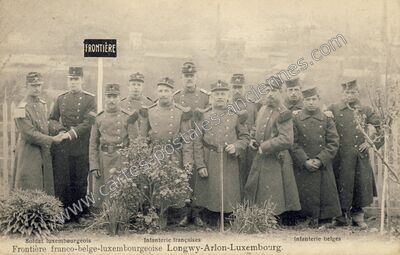 Carte postale ancienne Frontière franco-belge-luxembourgeoise — Longwy (Meurthe-et-Moselle)
