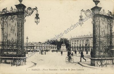 Carte postale ancienne Place Stanislas - Grilles de Jean Lamour — Nancy (Meurthe-et-Moselle)
