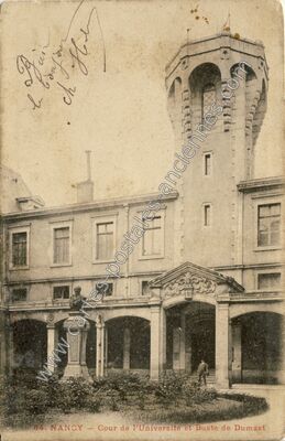 Carte postale ancienne Cour de l'Université et Buste de Dumast — Nancy (Meurthe-et-Moselle)