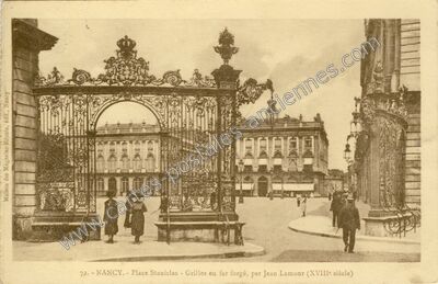 Carte postale ancienne Place Stanislas - Grilles en fer forgé, par Jean Lamour (XVIIIe siècle) — Nancy (Meurthe-et-Moselle)