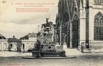 Carte postale ancienne Place St-Epvre - Statue de René II (1882) Palais du Gouvernement — Nancy (Meurthe-et-Moselle)