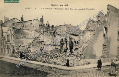 Carte postale ancienne Les Maisons et la Synagogue de la Rue Castara, après l'incendie — Lunéville (Meurthe-et-Moselle)