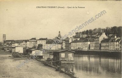 Carte postale ancienne Quai de la Poterne — Château-Thierry (Aisne)