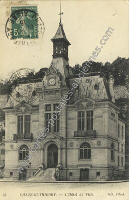 Carte postale ancienne L'Hôtel de Ville — Château-Thierry (Aisne)