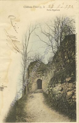 Carte postale ancienne Porte Beauvais — Château-Thierry (Aisne)