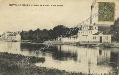 Carte postale ancienne Bords de Marne - Place Thiers — Château-Thierry (Aisne)