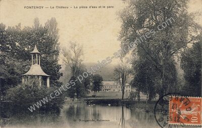 Carte postale ancienne Le Château - La pièce d'eau et le parc — Fontenoy (Aisne)