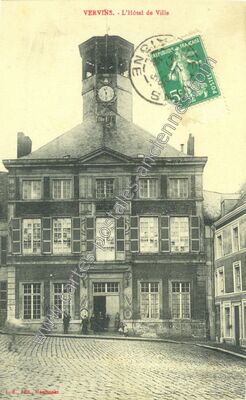 Carte postale ancienne L'Hôtel de Ville — Vervins (Aisne)