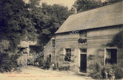 Carte postale ancienne Un coin des Carrières — Vorges (Aisne)