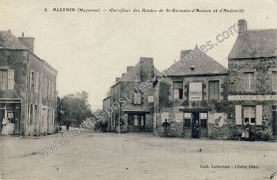 Carte postale ancienne Carrefour des Routes de St-Germain-d'Anxure et d'Andouillé — Alexain (Mayenne)