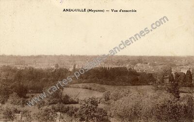Carte postale ancienne Vue d'ensemble — Andouillé (Mayenne)