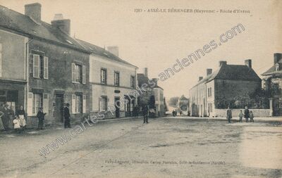Carte postale ancienne Route d'Evron — Assé-le-Bérenger (Mayenne)