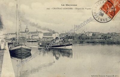 Carte postale ancienne La Mayenne - Départ du Vapeur — Château-Gontier (Mayenne)