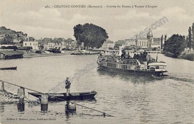 Carte postale ancienne Arrivée du Bateau à Vapeur d'Angers — Château-Gontier (Mayenne)