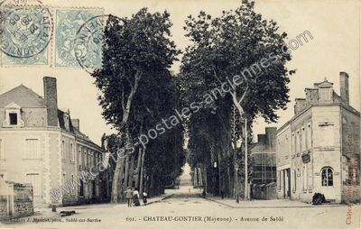 Carte postale ancienne Avenue de Sablé — Château-Gontier (Mayenne)