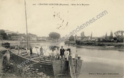 Carte postale ancienne Rives de la Mayenne — Château-Gontier (Mayenne)